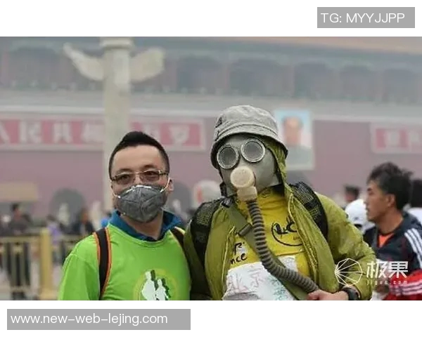 篮球明星佩戴口罩的时尚风采与健康意识展现